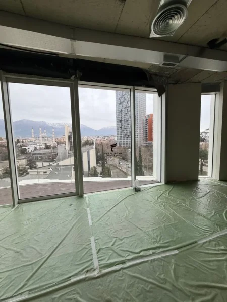 Tirane, jepet me qera zyre Kati 5, 496 m² 12.500 € (QENDER)