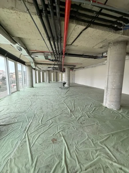 Tirane, jepet me qera zyre Kati 5, 496 m² 12.500 € (QENDER)