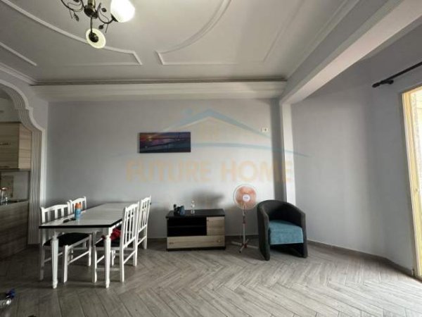 Tirane, jepet me qera apartament 2+1+BLK Kati 9, 110 m² 450 Euro (RRUGA TEODOR KEKO)