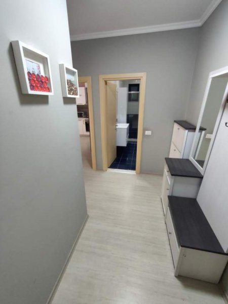 Tirane, jepet me qera apartament 1+1+BLK Kati 5, 67 m² 43.000 Leke