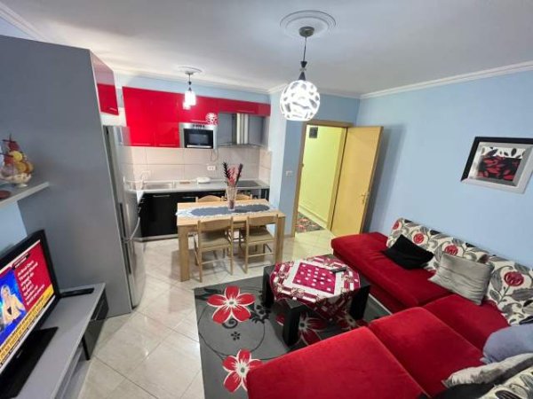 Tirane, jepet me qera apartament 2+1+A Kati 2, 67 m² 450 Euro (Mozaiku i Tiranës)