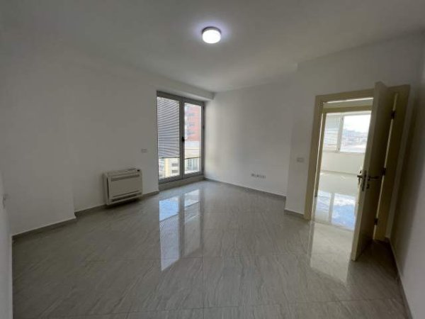 Tirane, jepet me qera apartament Kati 2, 134 m² 1.100 Euro (qender)