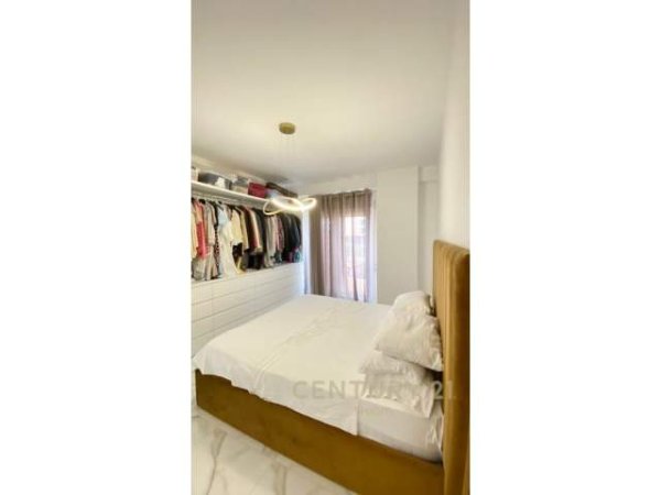Tirane, shitet apartament 1+1 Kati 2, 80 m² 155.000 Euro (Rruga e Dibres)