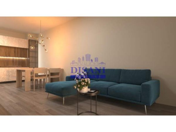 Tirane, jepet me qera apartament 114 m² 1.000 Euro (Komuna e Parisit)