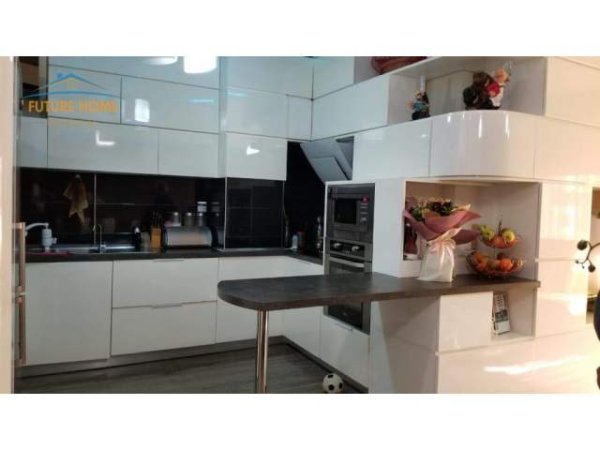 Tirane, shitet apartament duplex 3+1 130 m² 125.000 Euro (Teodor Keko)