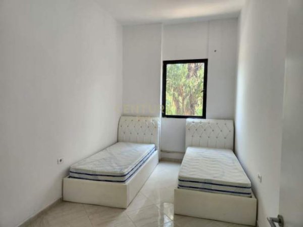 Tirane, shitet apartament 2+1+BLK Kati 1, 88 m² 75.000 Euro (Shkozë)