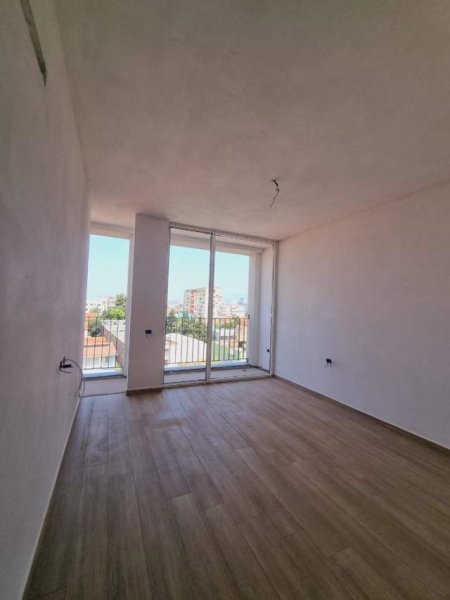 Tirane, shitet apartament Kati 5, 129 m² 206.000 Euro (Riza cerova)