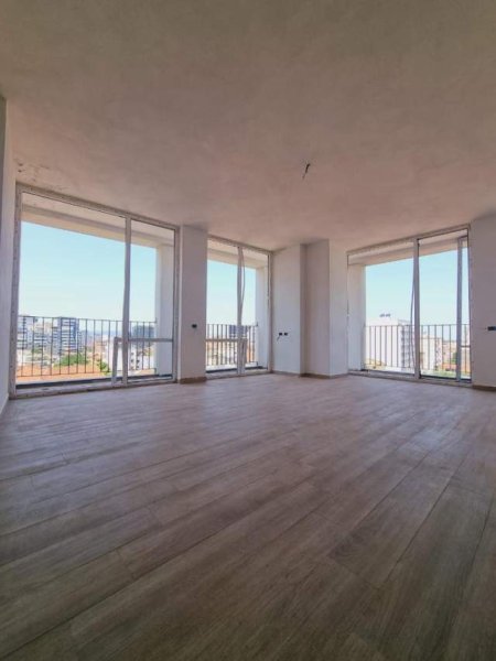 Tirane, shitet apartament Kati 5, 129 m² 206.000 Euro (Riza cerova)