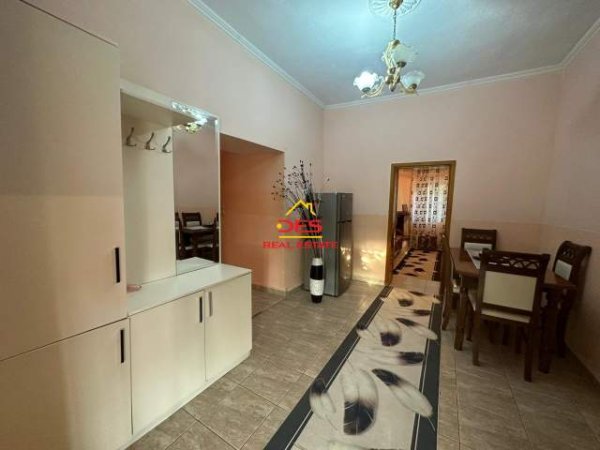 Delvine, shitet shtepi 2+1+BLK Kati 0, 50.000