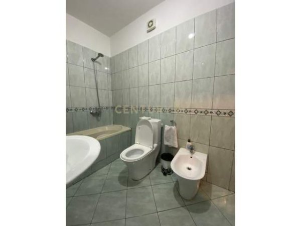 Tirane, shitet apartament 2+1+BLK Kati 5, 93 m² 150.000 Euro (Rruga e Kavajes, Globe)