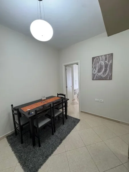 Tirane, jepet me qera apartament 1+1+Ballkon Kati 3, 74 m² 400 € (Rruga “Muhamet Deliu”)