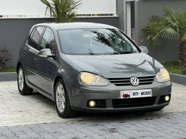 Fier, shes makine VW GOLF 5-2.0 DIESEL TDI-MANUAL-LETRAT 12-2026 3200 EURO-NUK NDERROHET-069 44 00 305 Nafte, gri e erret manuale Kondicioner 302.000 km 2999 €