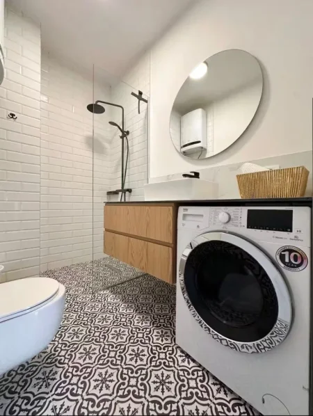 Tirane, jepet me qera apartament 1+1+Aneks+Ballkon Kati 1, 55 m² 900 € (Hipoteka)