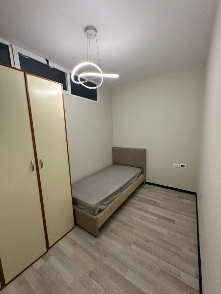 Tirane, jepet me qera apartament 2+1 Kati 5, 70 m² 650 € (RRUGA E ELBASANIT)
