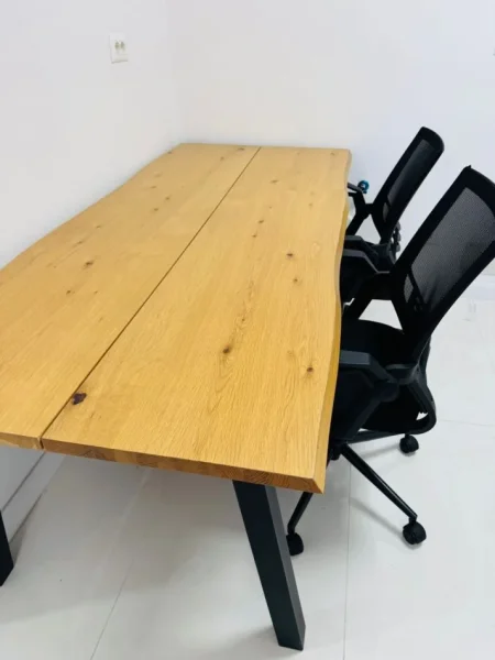 Tirane, shes Mobilje zyre 4.000 €