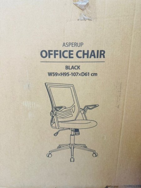 Tirane, shes Mobilje zyre 4.000 €