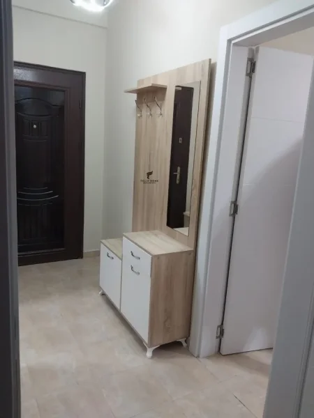 Tirane, jepet me qera apartament 1+1 Kati 2, 70 m² 500 € (KODRA E DIELLIT)
