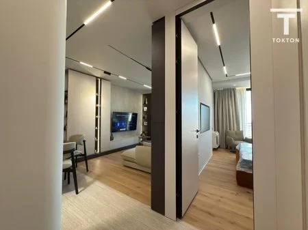 Tirane, jepet me qera apartament 1+1 Kati 13, 73 m² 1.200 € 