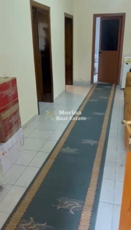 Tirane, jepet me qera shtepi 2+1 Kati 1, 70 m² 400 € (Astir)