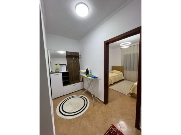 Tirane, jepet me qera apartament 2+1+Ballkon , 109 m² 109 € (don bosco)