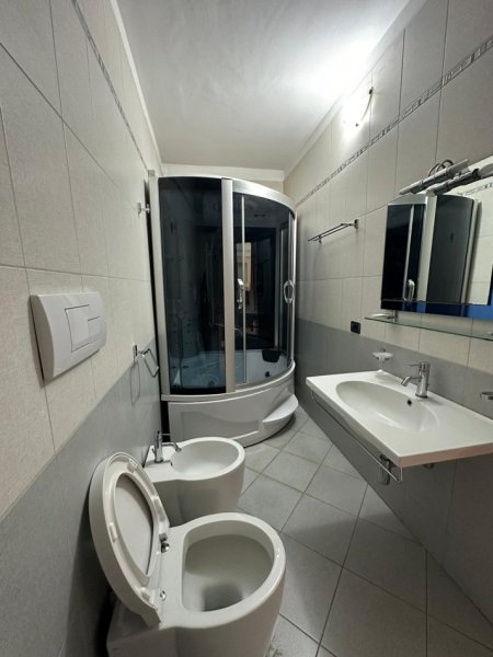 Tirane, shitet apartament+verande | Penthouse 3+1+Aneks+Ballkon Kati 8, 160 m² 195.000 € (pallatet cabej)