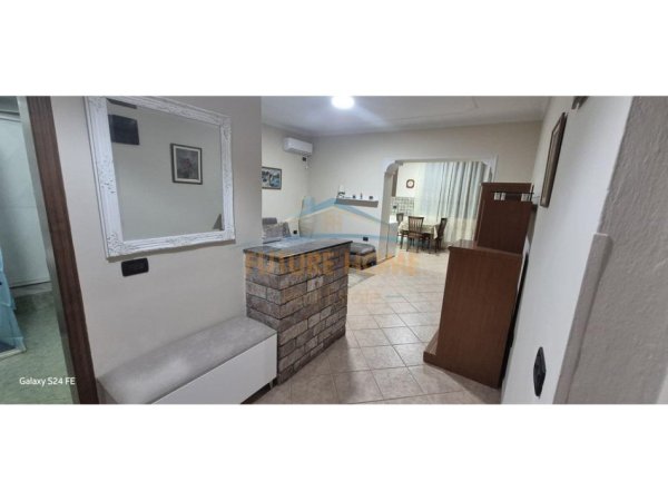 Tirane, jepet me qera apartament Kati 1, 42 m² 600 € 
