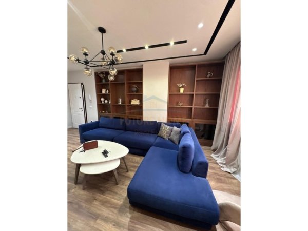 Tirane, jepet me qera apartament Kati 11, 124 m² 1.600 € 