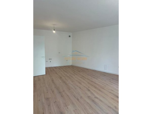 Tirane, shitet apartament Kati 1, 111 m² 279.500 €