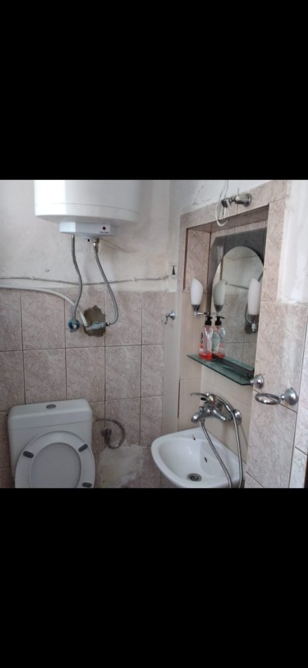 Tirane, shitet nga Pronari, pa-komision 1+1 Kati 1, 53.000 € 