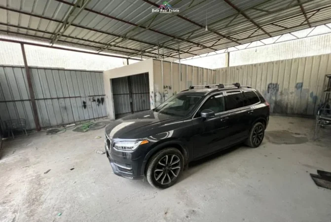 Tirane, jepet me qera magazine Kati 0, 200 m² 620 € (Rruga Siri Kodra)