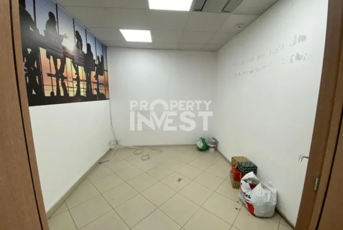 Tirane, jepet me qera zyre Kati 3, 200 m² 3.000 € (Sheshi willson)