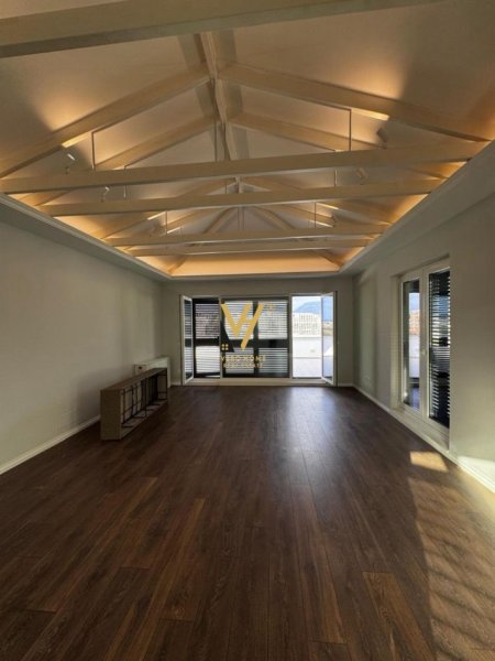 Tirane, jepet me qera Vile 3 Katshe Kati 0, 285 m² 5.000 € (AKACIA HILLS, MJULL BATHORE)