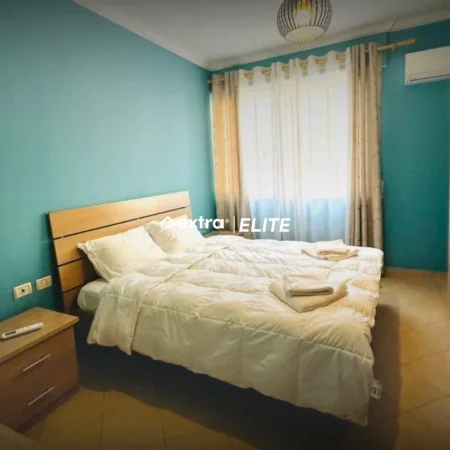 Tirane, jepet me qera apartament 1+1 Kati 1, 69 m² 720 € (Prane sheshit skenderbej)