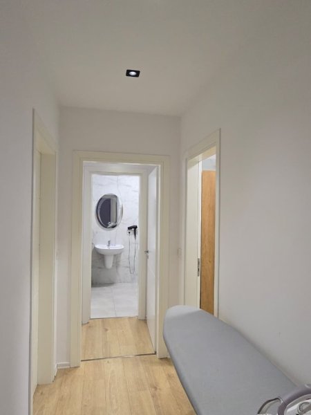 Tirane, shitet apartament 2+1+Post Parkimi Kati 4, 109 m² 270.000 € (Ali Demi)