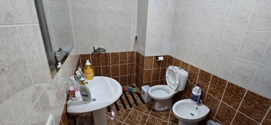 Durres, jepet me qera apartament 1+1+Aneks+Ballkon Kati 2, 84 m² 270 € (Rrota e Kuqe, Rruga Pelikan)