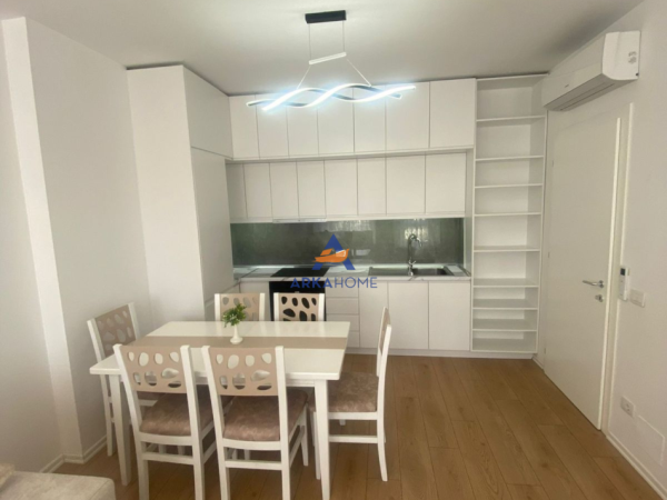 Tirane, jepet me qera apartament 1+1+Ballkon Kati 3, 74 m² 55.000 € 
