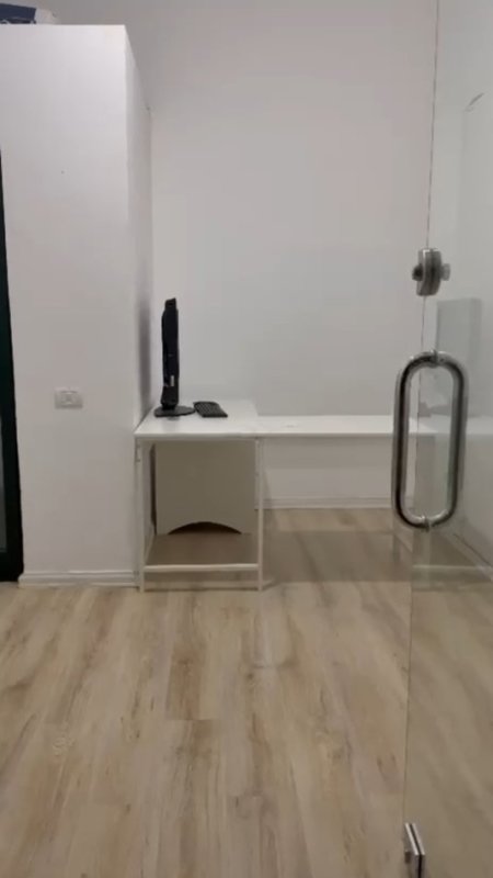 🔥🔥 JEPET ME QERA AMBIENT BIZNESI TEK SQUARE 21  NE RRUGEN E KAVAJËS🔥  350 €