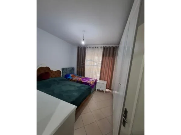 Tirane, shitet apartament 1+1+Ballkon Kati 5, 72 m² 85.000 € 