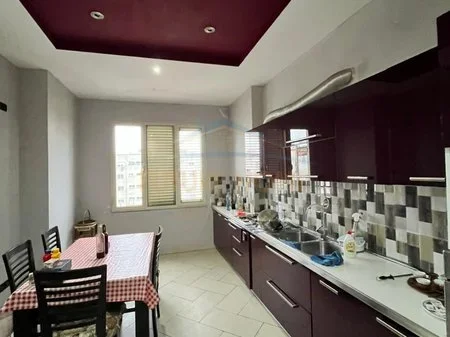 Durres, shitet apartament 2+1 Kati 5, 103 m² 135.000 € (Muzeumi i Deshmoreve,Durres)