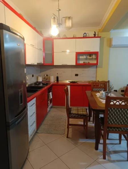🏡 JEPET ME QERA APARTAMENT 2+1 TEK VILAT GJERMANE , per 4 student/e 450 €