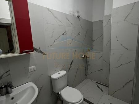 Durres, jepet me qera garsonier 1+1 Kati 2, 44 m² 220 € (Galaktiku,Durres)