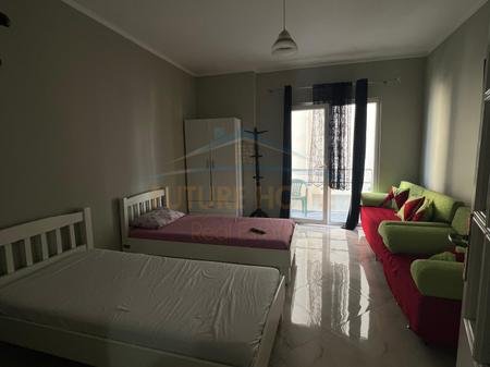 Durres, jepet me qera garsonier 1+1 Kati 2, 44 m² 220 € (Galaktiku,Durres)