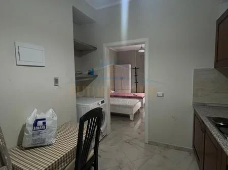 Durres, jepet me qera garsonier 1+1 Kati 2, 44 m² 220 € (Galaktiku,Durres)