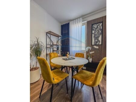 Durres, jepet me qera apartament 2+1+Ballkon Kati 5, 90 m² 1.000 € (Vollga,Durres)