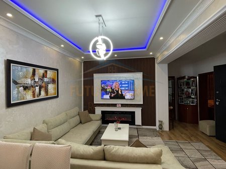 Durres, shitet apartament 2+1 Kati 3, 74 m² 120.000 € (Prane Markates,Durres)