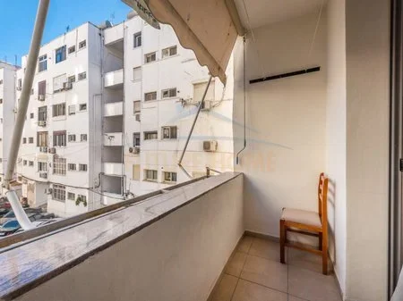 Durres, shitet apartament 1+1+Ballkon Kati 2, 65 m² 120.000 € (Rruga e Portit,Durres)