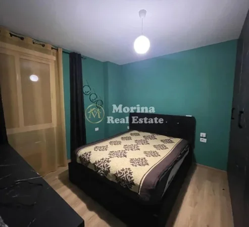 Tirane, jepet me qera apartament 3+1 Kati 3, 92 m² 500 € (Kopshti Botanik)