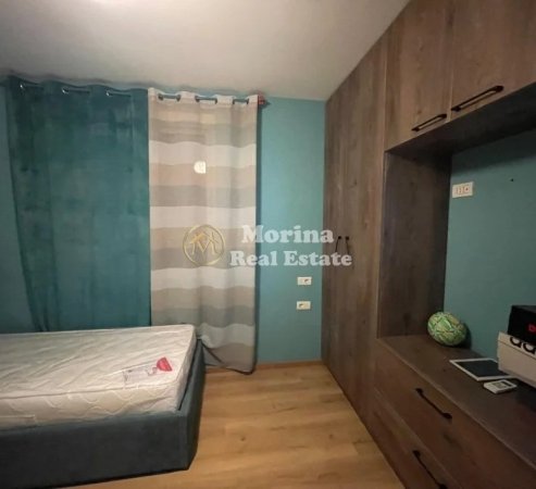 Tirane, jepet me qera apartament 3+1 Kati 3, 92 m² 500 € (Kopshti Botanik)