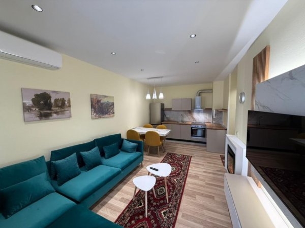 Tirane, jepet me qera apartament 2+1+Aneks+Ballkon , 1.200 € (rruga e durresit)