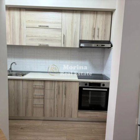 Tirane, jepet me qera apartament 2+1 Kati 4, 90 m² 600 € (Qytet Studenti, Rruga Ali Visha)